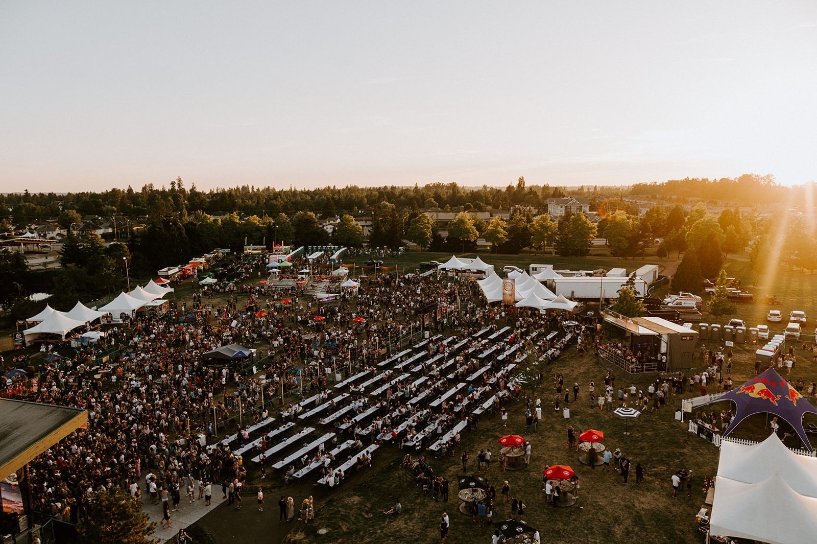 Une vue aérienne du terrain du festival Gone Country.